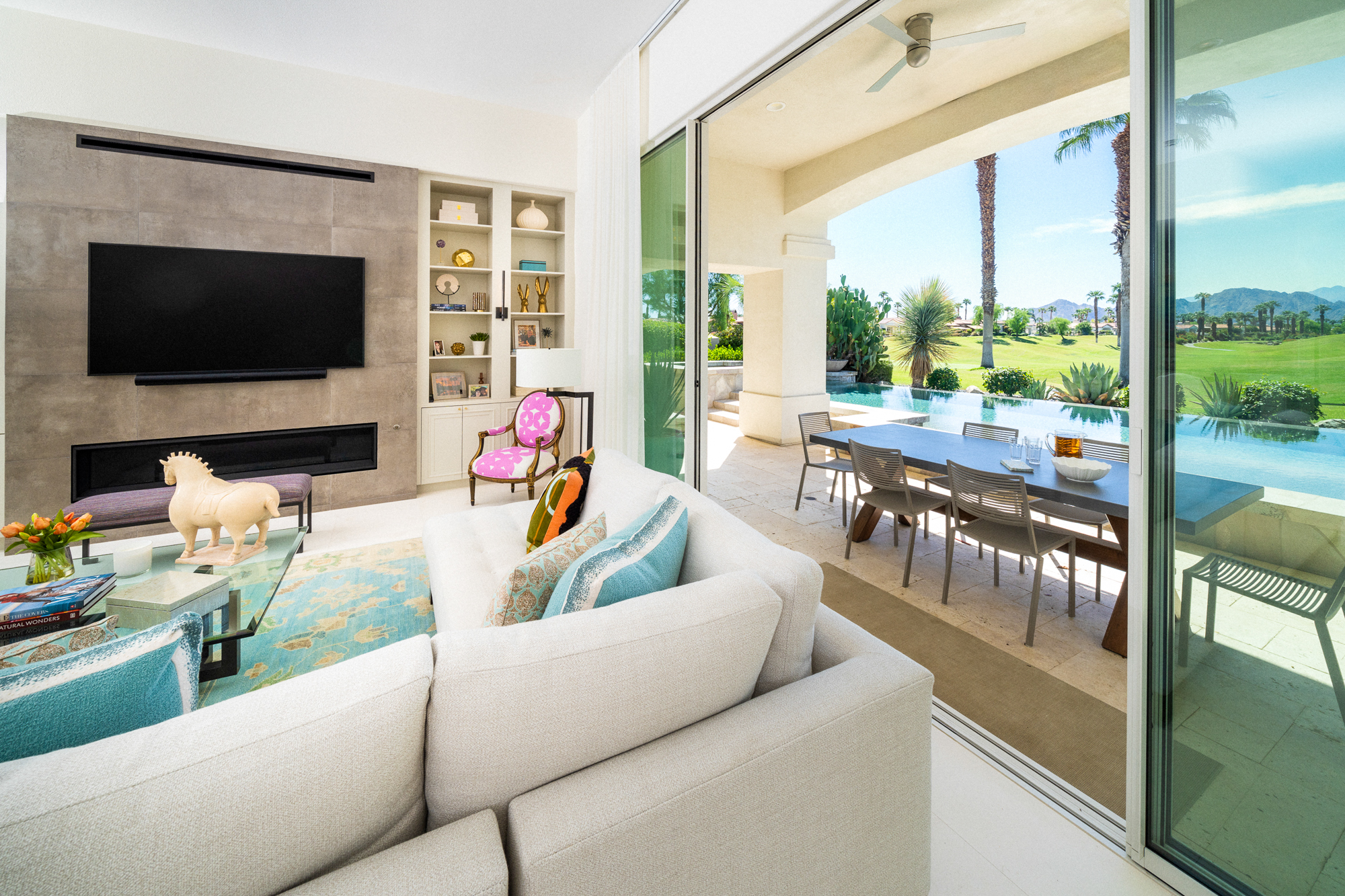 Palm Springs interior photography, house 01